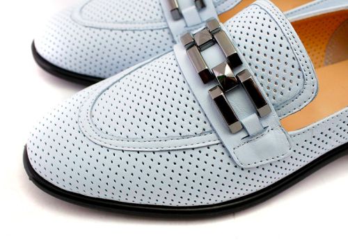 Pantofi de damă de culoare albastru deschis