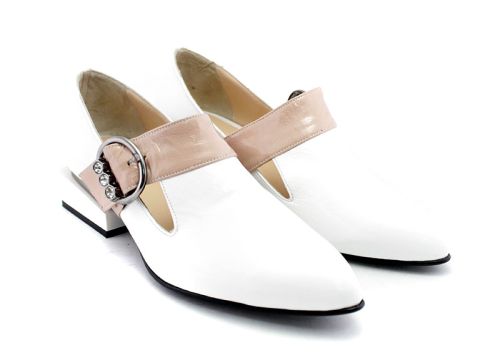 Pantofi dama elegantă de culoare albă