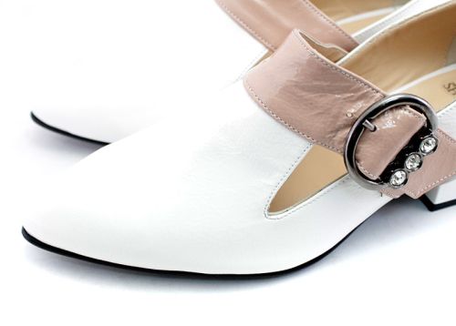 Pantofi dama elegantă de culoare albă