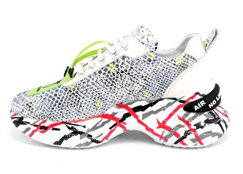 Pantofi sport din piele de șarpe pentru femei în alb