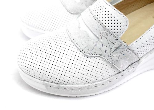 Pantofi de vară pentru femei în alb - Model Monique