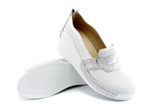 Pantofi de vară pentru femei în alb - Model Monique
