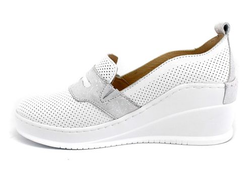 Pantofi de vară pentru femei în alb - Model Monique