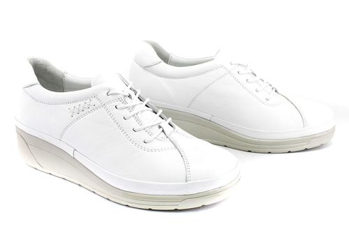 Pantofi casual de damă în alb - Model Ilona