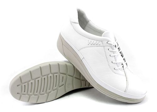 Pantofi casual de damă în alb - Model Ilona
