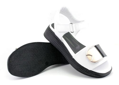 Sandale pentru femei în alb și negru - Model Clara