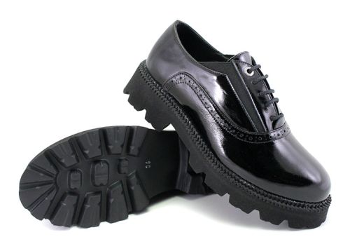 Pantofi de damă, toamnă-iarnă în negru - Model Lara