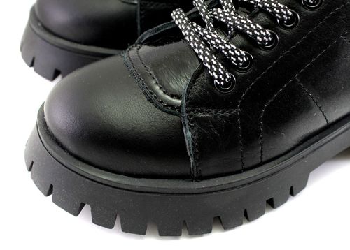 Pantofi de damă, toamnă-iarnă în negru - Model Donika