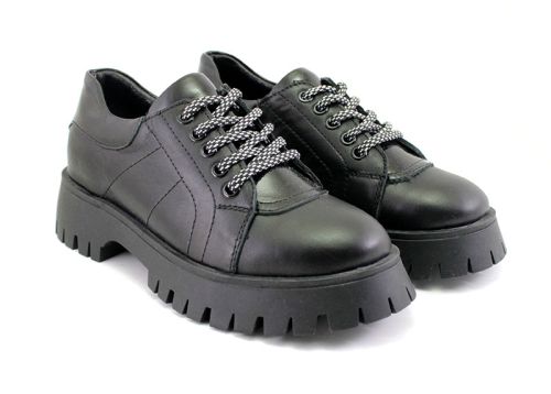 Pantofi de damă, toamnă-iarnă în negru - Model Donika