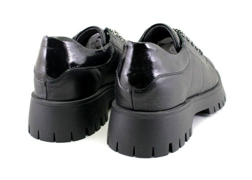 Pantofi de damă, toamnă-iarnă în negru - Model Donika