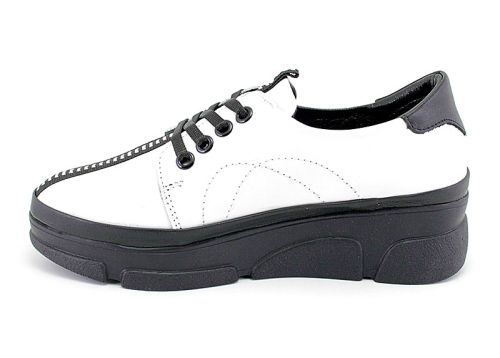 Pantofi de damă, casual, în alb - Model Melita.