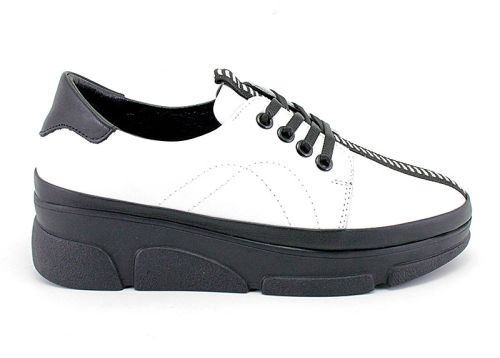 Pantofi de damă, casual, în alb - Model Melita.