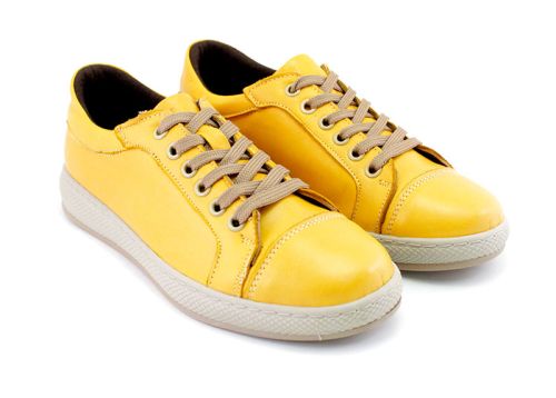 Pantofi de damă, casual, în galben - Model Leia