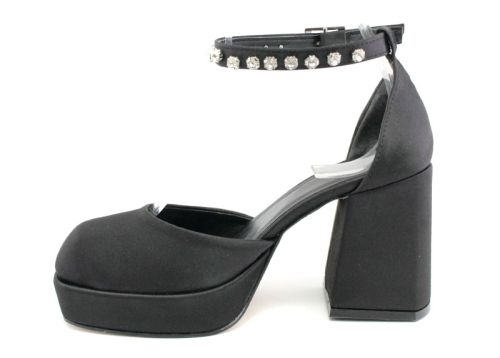 Sandale de damă cu vârf închis înalt de culoare neagră - Model Orchid