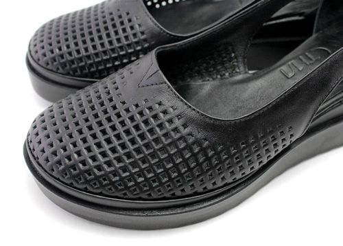 Pantofi de dama deschisi din piele naturala de culoare neagra, model Elitsa.