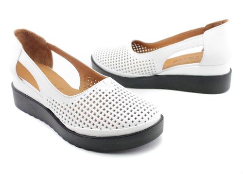 Pantofi de dama deschisi din piele naturala alb, model Elitsa.