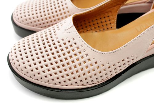 Pantofi de dama deschisi din piele naturala de culoare roz, model Elitsa.