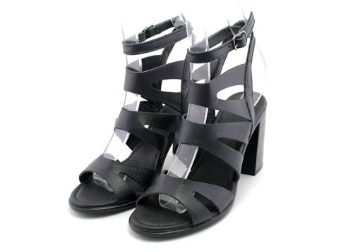 Sandale de dama din piele naturala de culoare neagra - Model Lucretia.