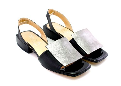 Sandale de dama din piele naturala de culoare neagra - Model Matilda.