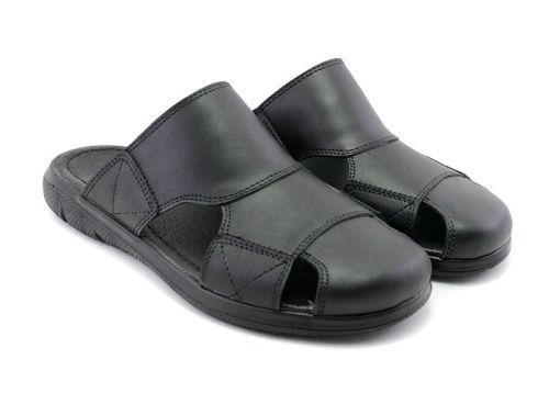 Papuci barbatesti, degete inchise, din piele naturala de culoare neagra, model Boyan