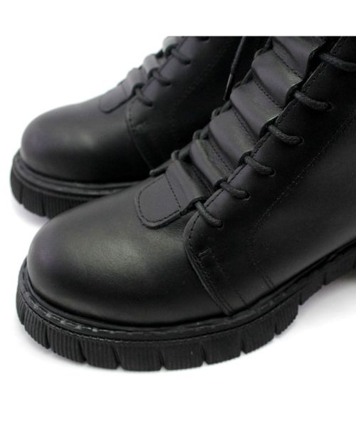 Botine de dama din piele naturala de culoare neagra - Model Frida.