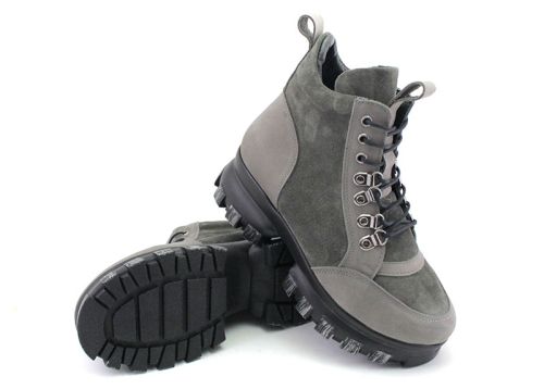 Ghete dama din piele intoarsa naturala de culoare gri - model Iveta