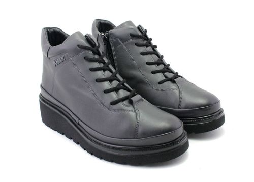 Ghete de dama din piele naturala de culoare gri - model Laura.