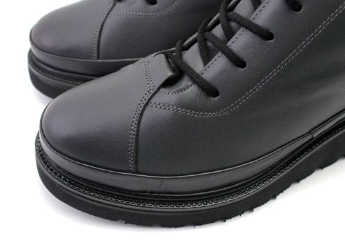 Ghete de dama din piele naturala de culoare gri - model Laura.