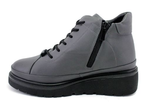 Ghete de dama din piele naturala de culoare gri - model Laura.