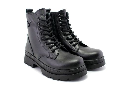 Cizme de dama din piele naturala de culoare neagra - Model Fanny.