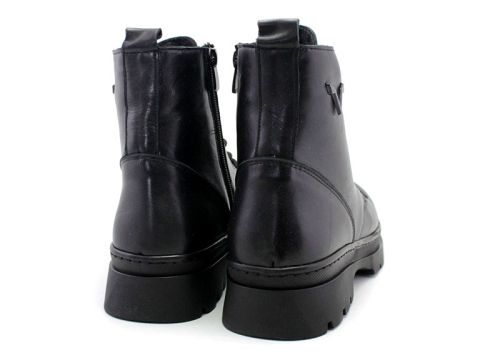 Cizme de dama din piele naturala de culoare neagra - Model Fanny.