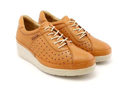 Pantofi casual dama in maro deschis - Model Ilona.