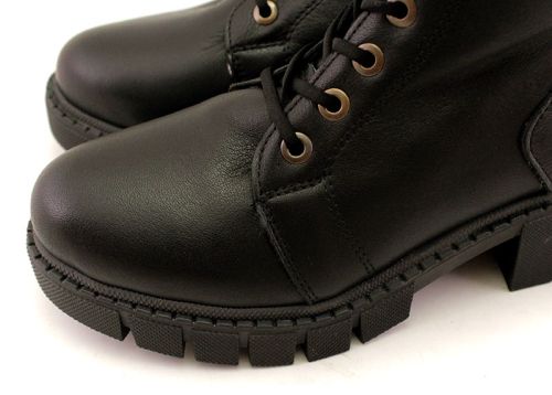 Cizme de dama din piele naturala de culoare neagra - Model Macarena.