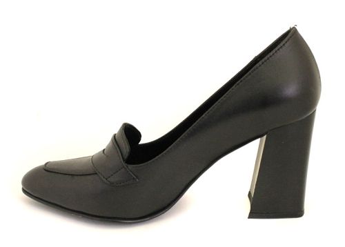 Pantofi formali dama din piele naturala neagra - Model Megan.