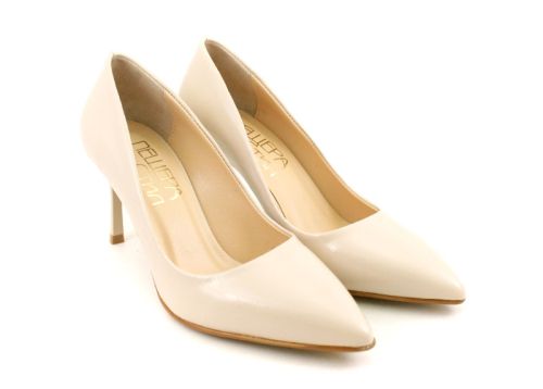 Pantofi formali dama din lac natural in bej - Model Amalia.