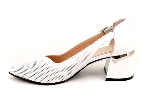 Pantofi formali dama din piele naturala in culoarea alba - Model Elif.