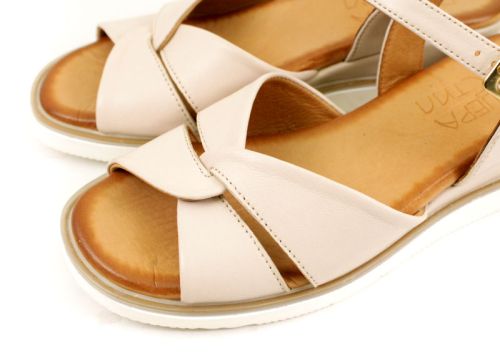 Sandale de dama cu toc jos in roz - model Pepin