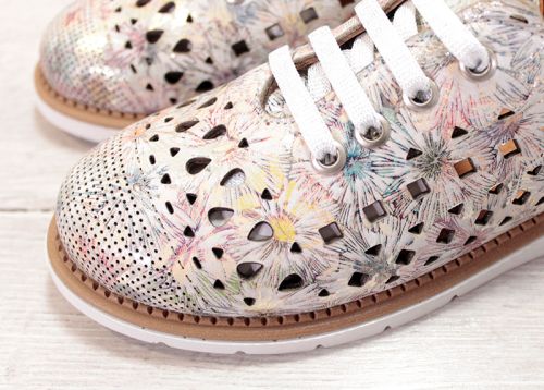Pantofi de vara moi de dama din piele naturala de culoare gri deschis - Model Agora.