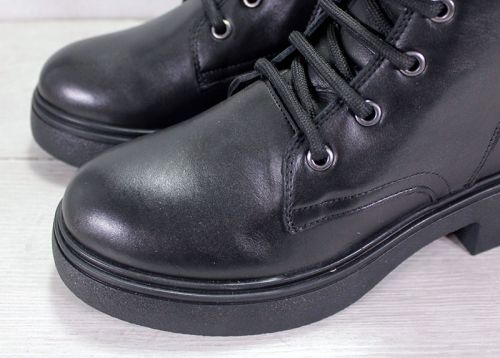 Botine de dama din piele neagra - model Classique Noir