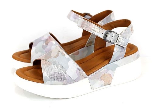 Sandale damă Liora din piele naturală – camuflaj alb cu platformă albă