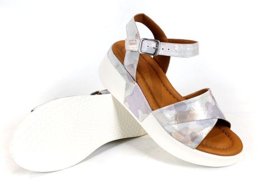Sandale damă Liora din piele naturală – camuflaj alb cu platformă albă