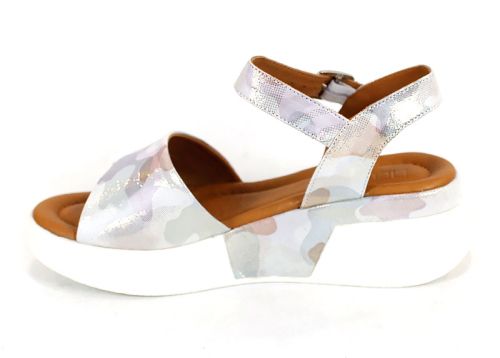 Sandale damă Liora din piele naturală – camuflaj alb cu platformă albă