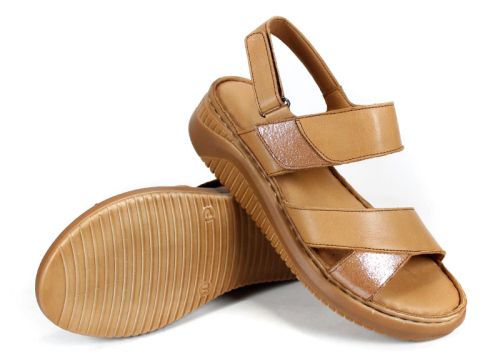 Sandale damă din piele naturală cafenie cu talpă joasă – Sole Brillante