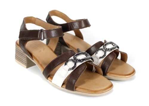 Terra Charm – Sandale damă din piele naturală cu toc mediu | culoare biscuiți și crem