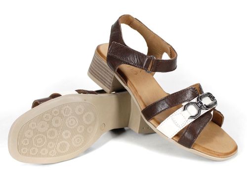 Terra Charm – Sandale damă din piele naturală cu toc mediu | culoare biscuiți și crem