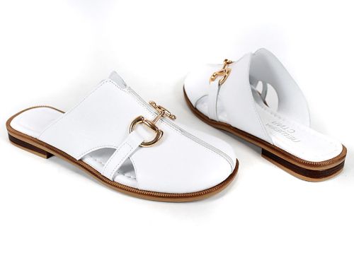 Papuci de damă Luna Piena din piele naturală albă cu accesoriu auriu