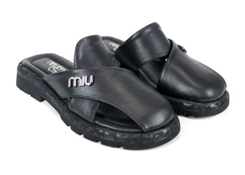 Papuci de damă din piele naturală negri Notte Viva cu design asimetric