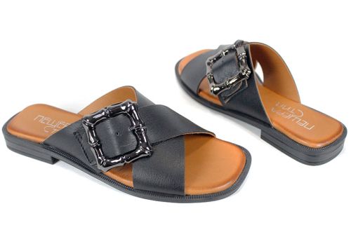 papuci damă Forma Nuova din piele naturală cu cataramă