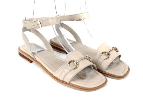 Sandale damă bej din piele naturală Dalia Chiara cu talpă joasă și accesoriu auriu