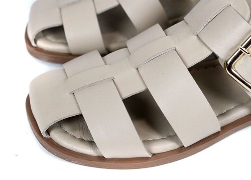 Sandale damă Dama Bianca din piele naturală bej cu cataramă și talpă joasă